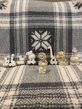 Precious Moments number set 1-8